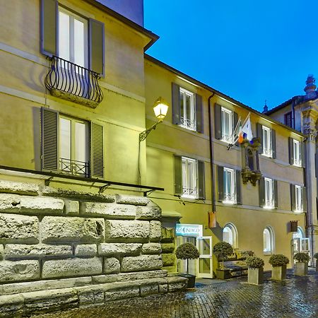 Hotel Indigo Rome - St. George By Ihg Bagian luar foto