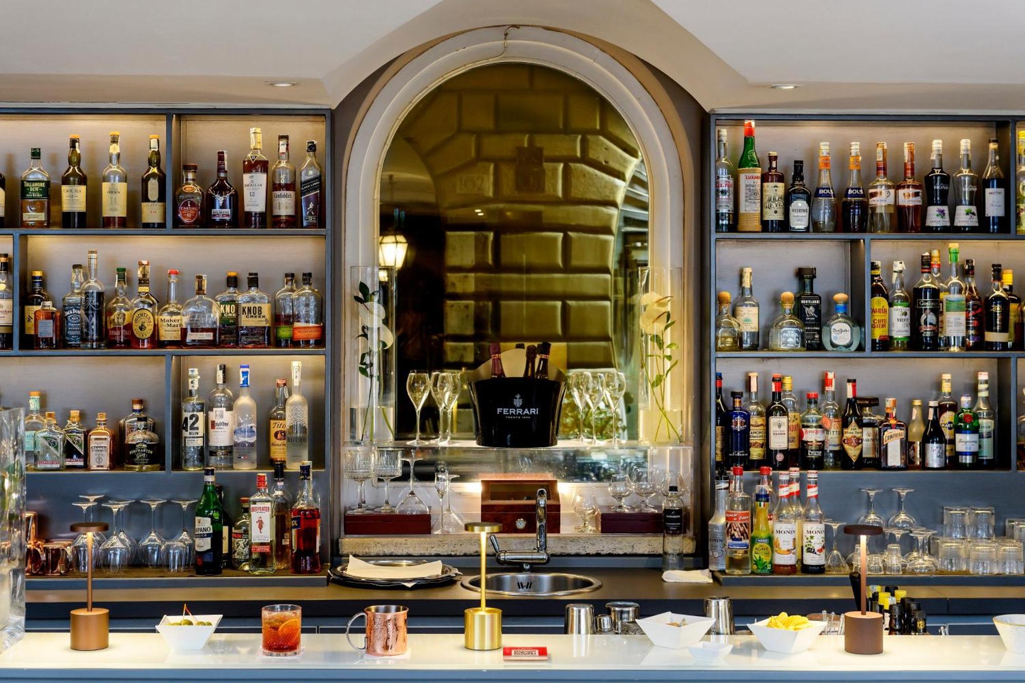 Hotel Indigo Rome - St. George By Ihg Bagian luar foto